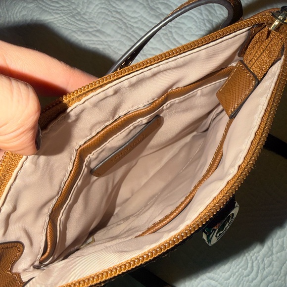 Michael Kors Kempton Nylon Cross Body - Picture 3 of 3